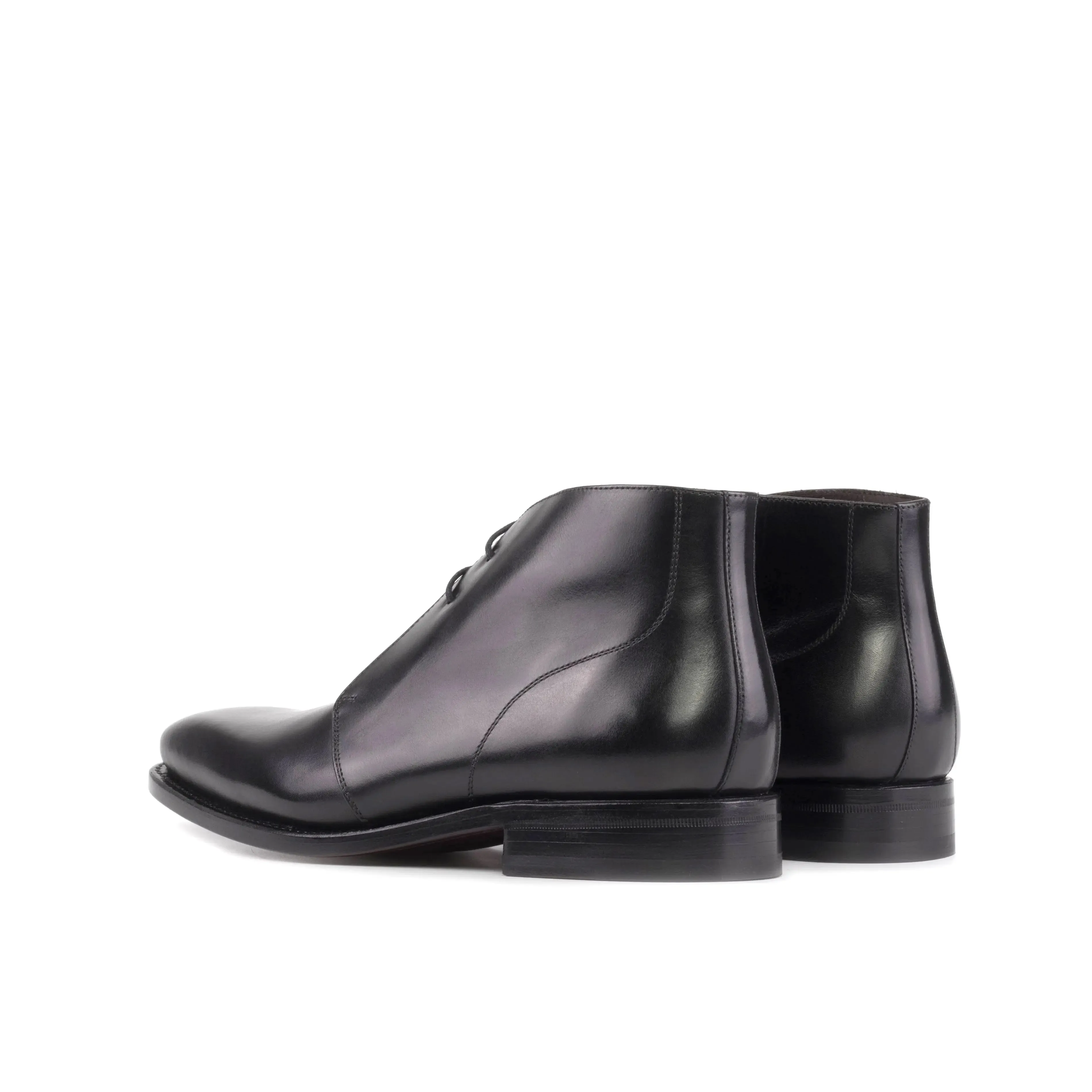 DapperFam Vivace in Black Men's Italian Leather Chukka