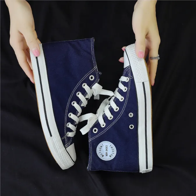 High-top canvas Shoes