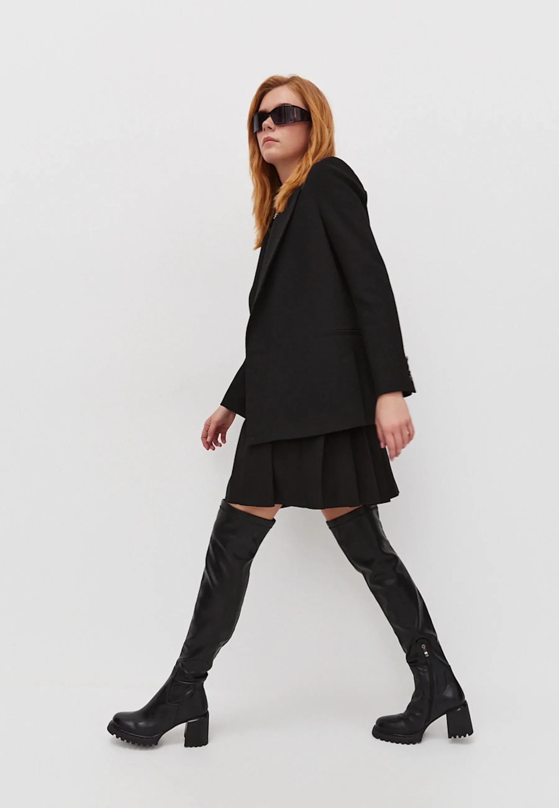 Knee High Boots With Block Heel - Black