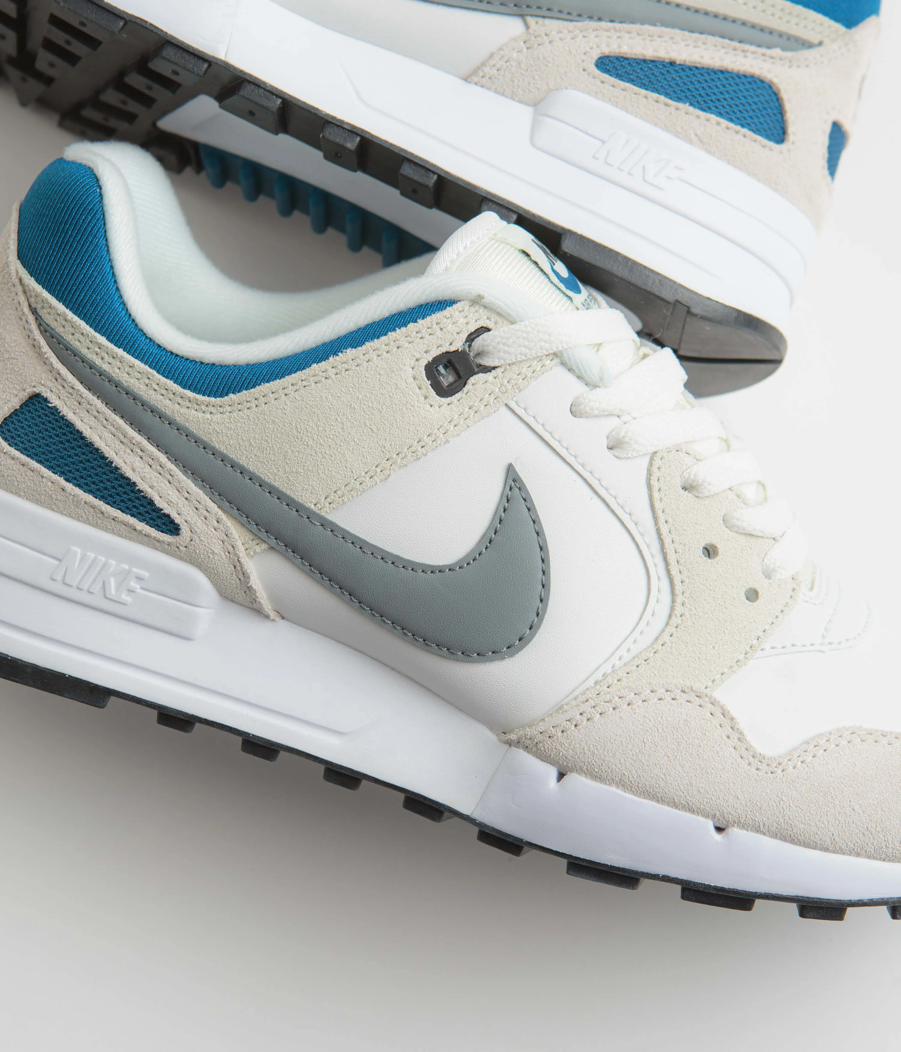 Nike Air Pegasus 89 Shoes - Summit White / Cool Grey - Industrial Blue