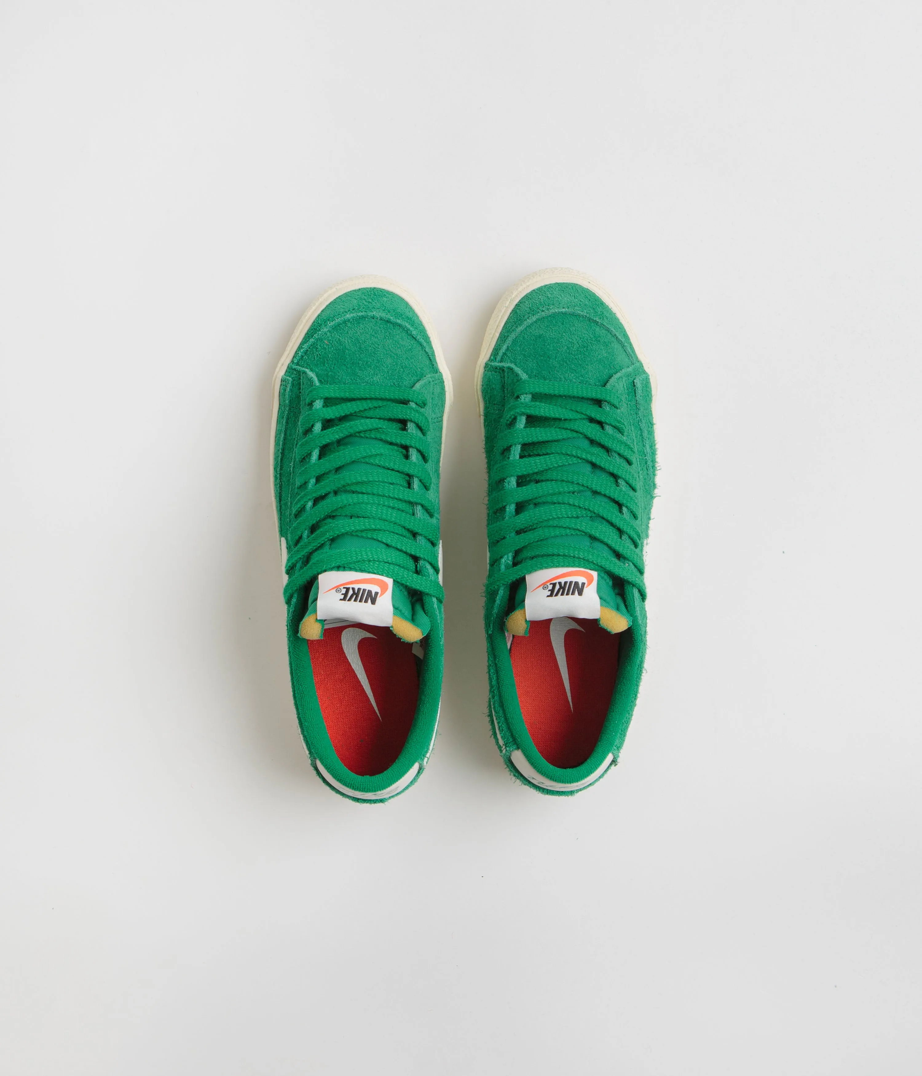 Nike Womens Blazer Low '77 Vintage Shoes - Malachite / Pale Ivory - Coconut Milk