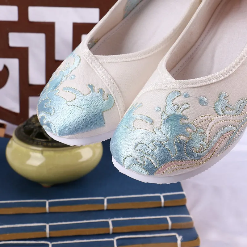 Women's Ancient Style Old Beijing Cloth Low Canvas Shoes